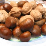 Due ricette di stagione: minestra di castagne e spaghetti alle noci