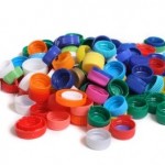 Come riciclare i tappi di plastica con creatività