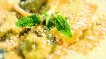 Bontà Ricette - Ravioli di patate aromatizzati con erbe