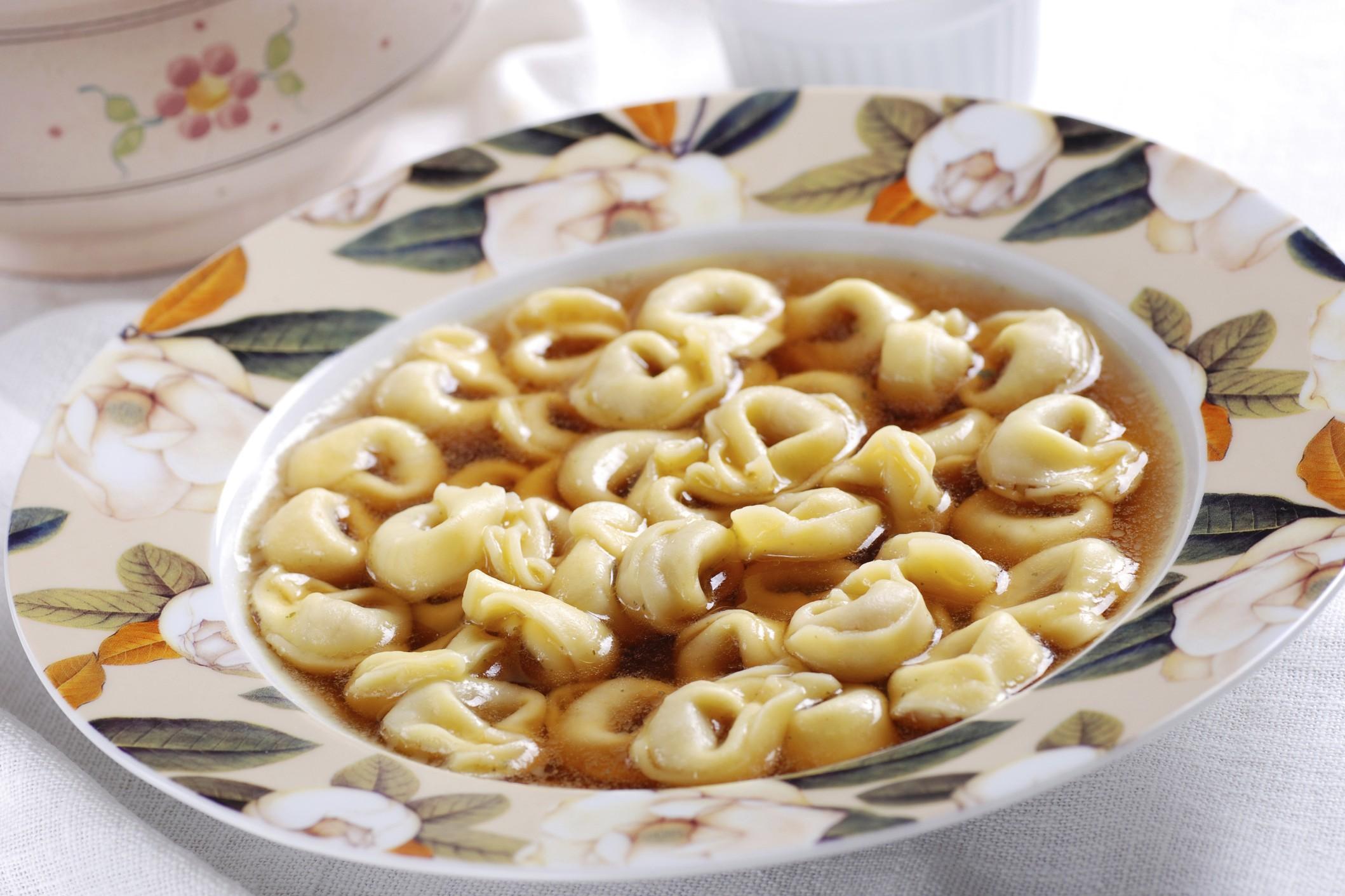 Come Fare I Tortellini Fatti In Casa In Brodo