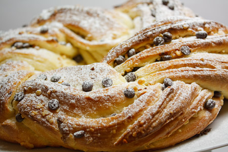 Torta armoniosa, soffice e delicata quasi come un angelo