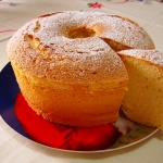 Ecco un meraviglioso dolce soffice e delicato, Chiffon cake