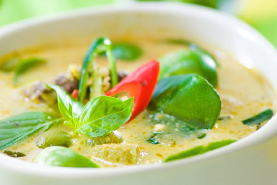 Assaporiamo una fantastica ricetta Thailandese: curry verde thai