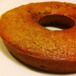 Torta con zucchine, zenzero e fiori di zucca
