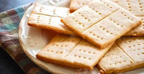 cracker alla curcuma
