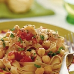Un piatto di lagane e ceci