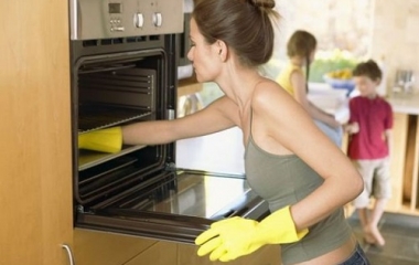 pulire-il-forno