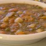Zuppa di patate e fagioli
