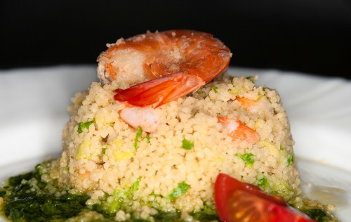 CousCous di pesce con gamberi e piselli