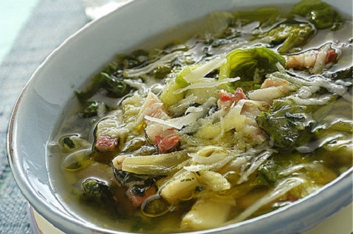 Una zuppa marinata tipica della cucina campana